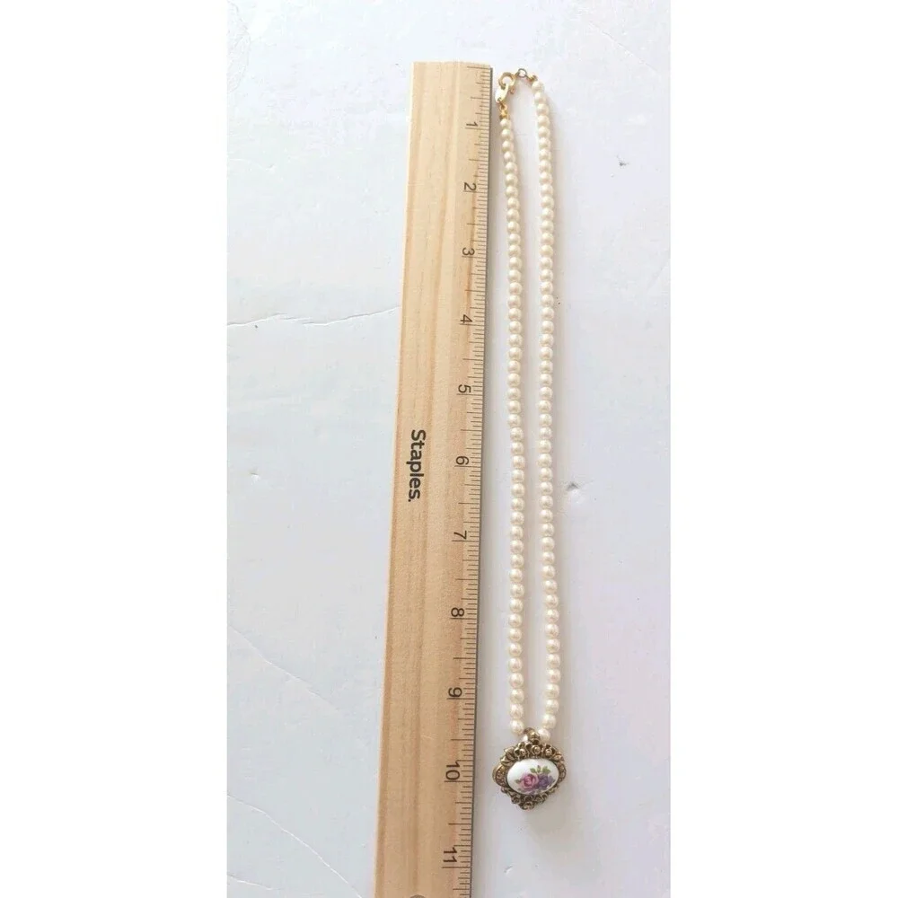 Vintage Estate Avon Faux Pearl Strand Necklace With Floral Pendant